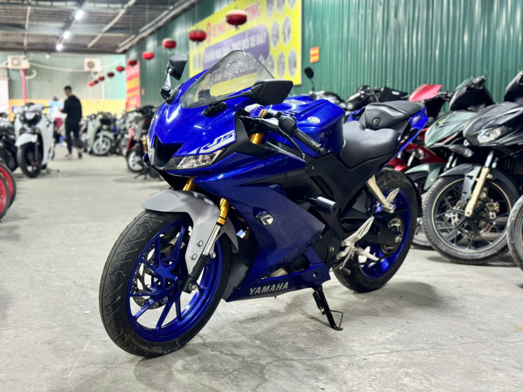 R15 V3