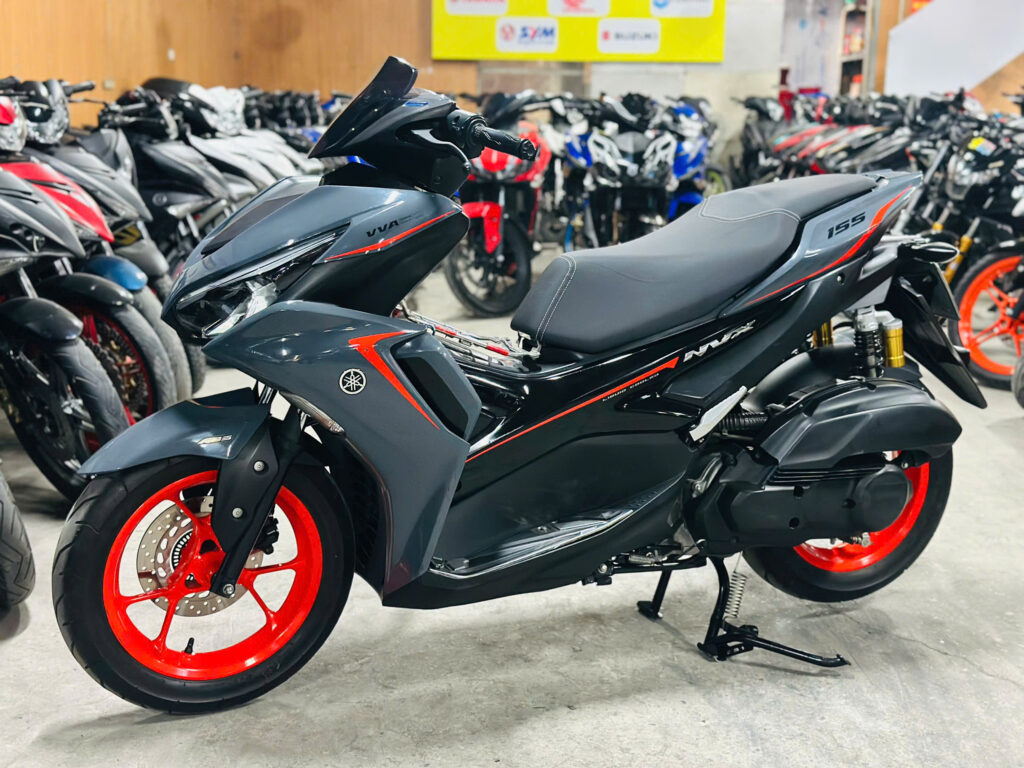 YAMAHA NVX V2