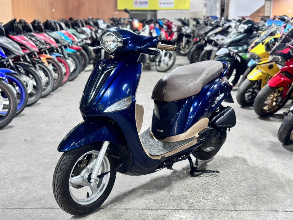NOZZA GRAND 125