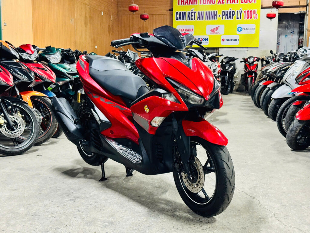 YAMAHA NVX 155