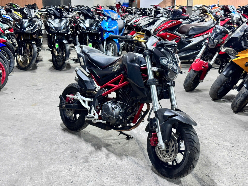 BENELI TNT 125