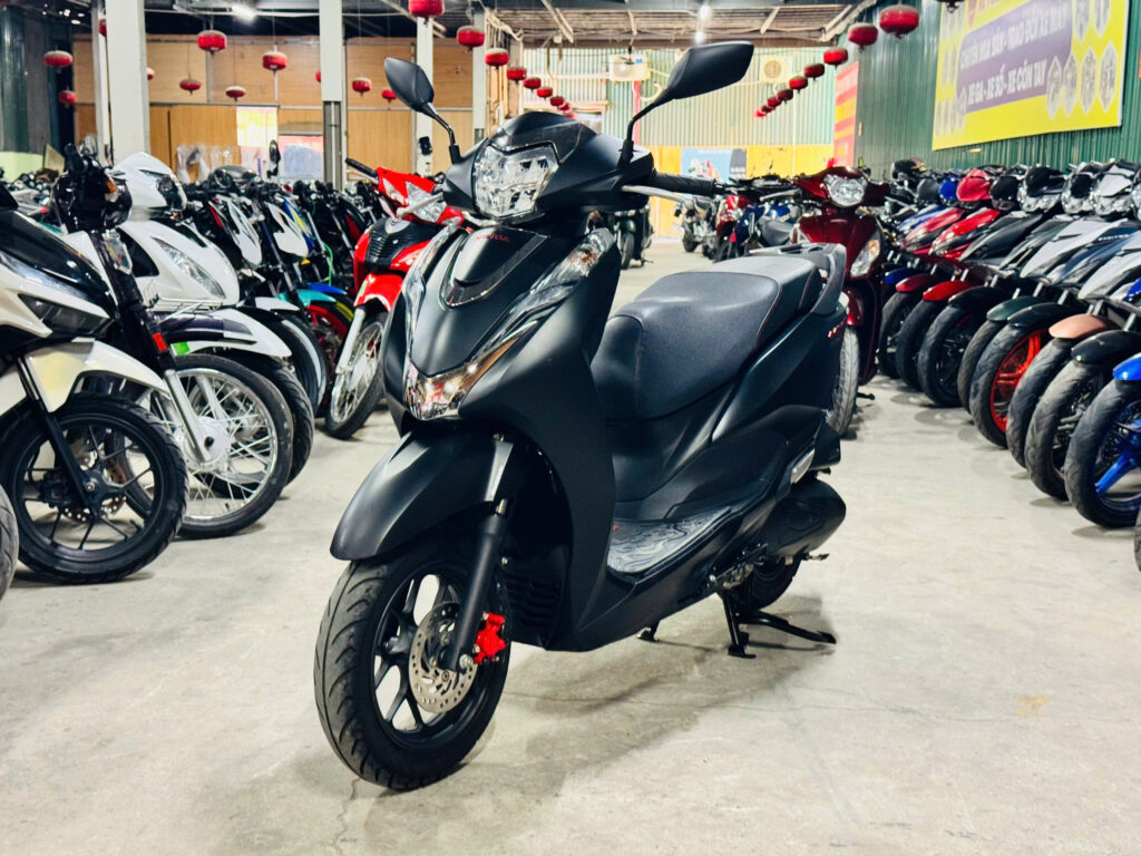 LEAD 125