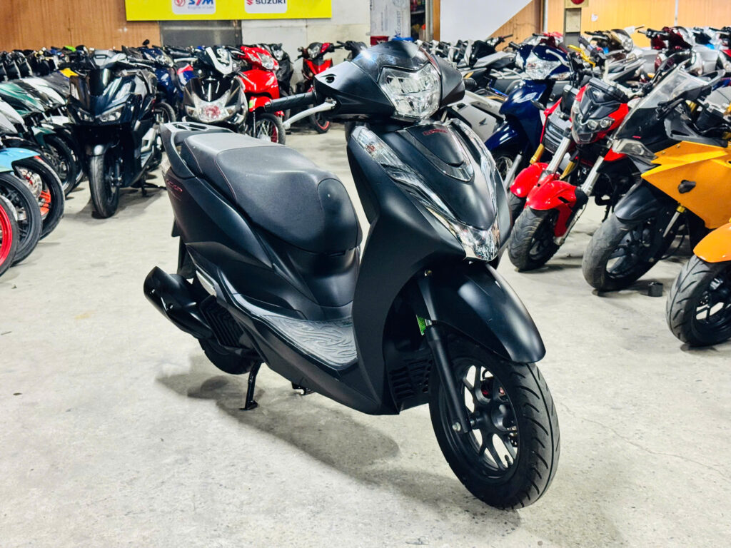 LEAD 125 FI